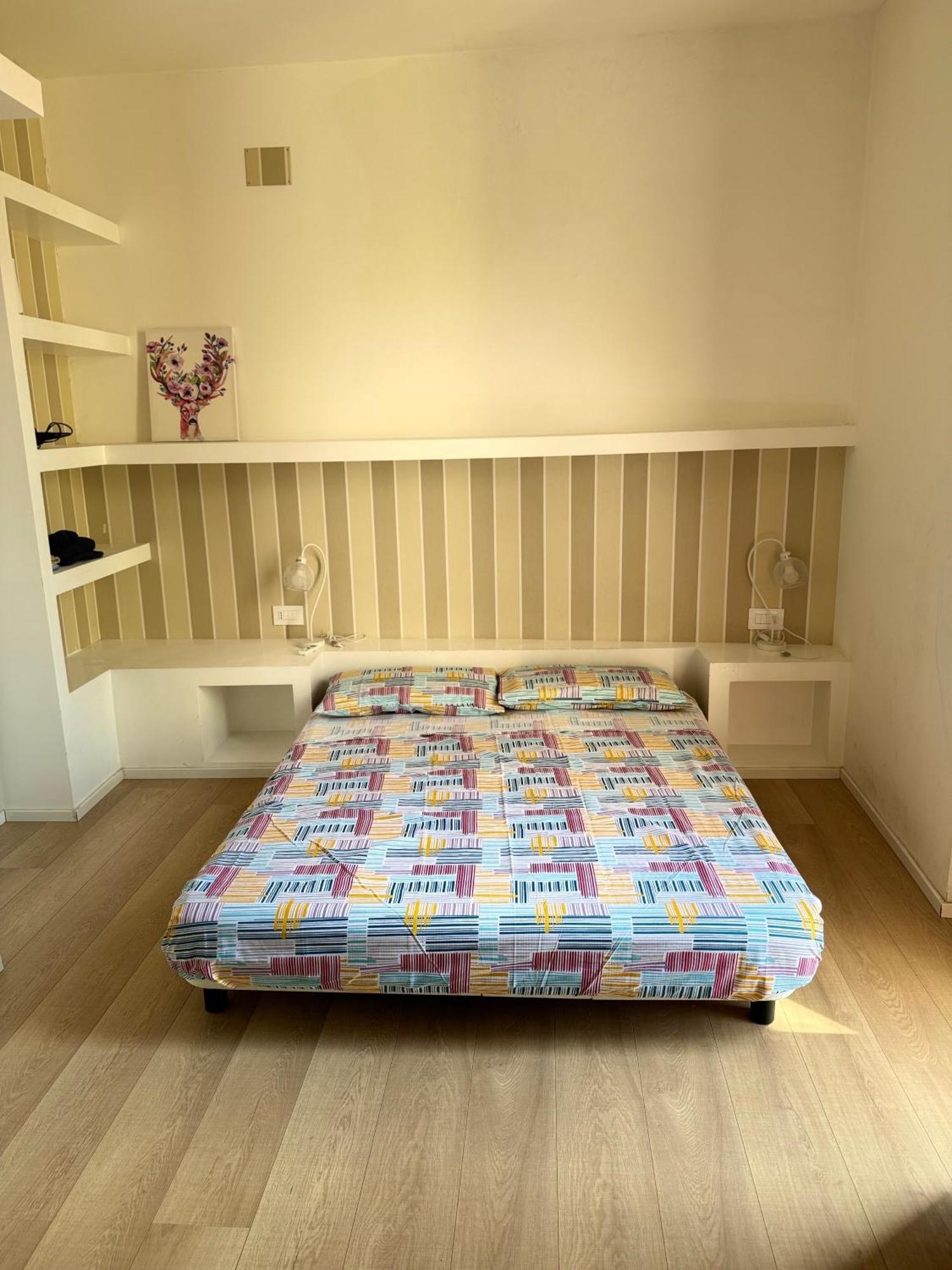 Fl Apartments Nel Corso Каляри Екстериор снимка